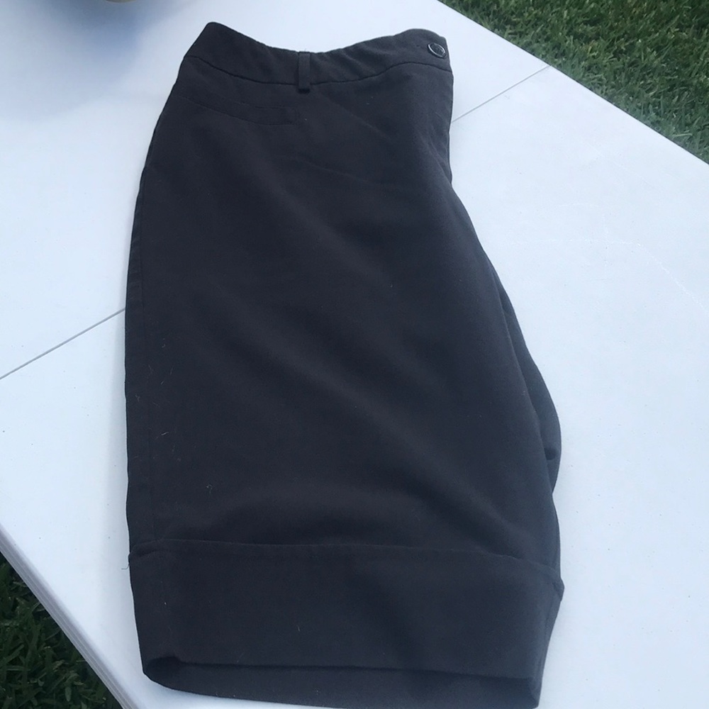 Women’s size 18 longer cuffed shorts